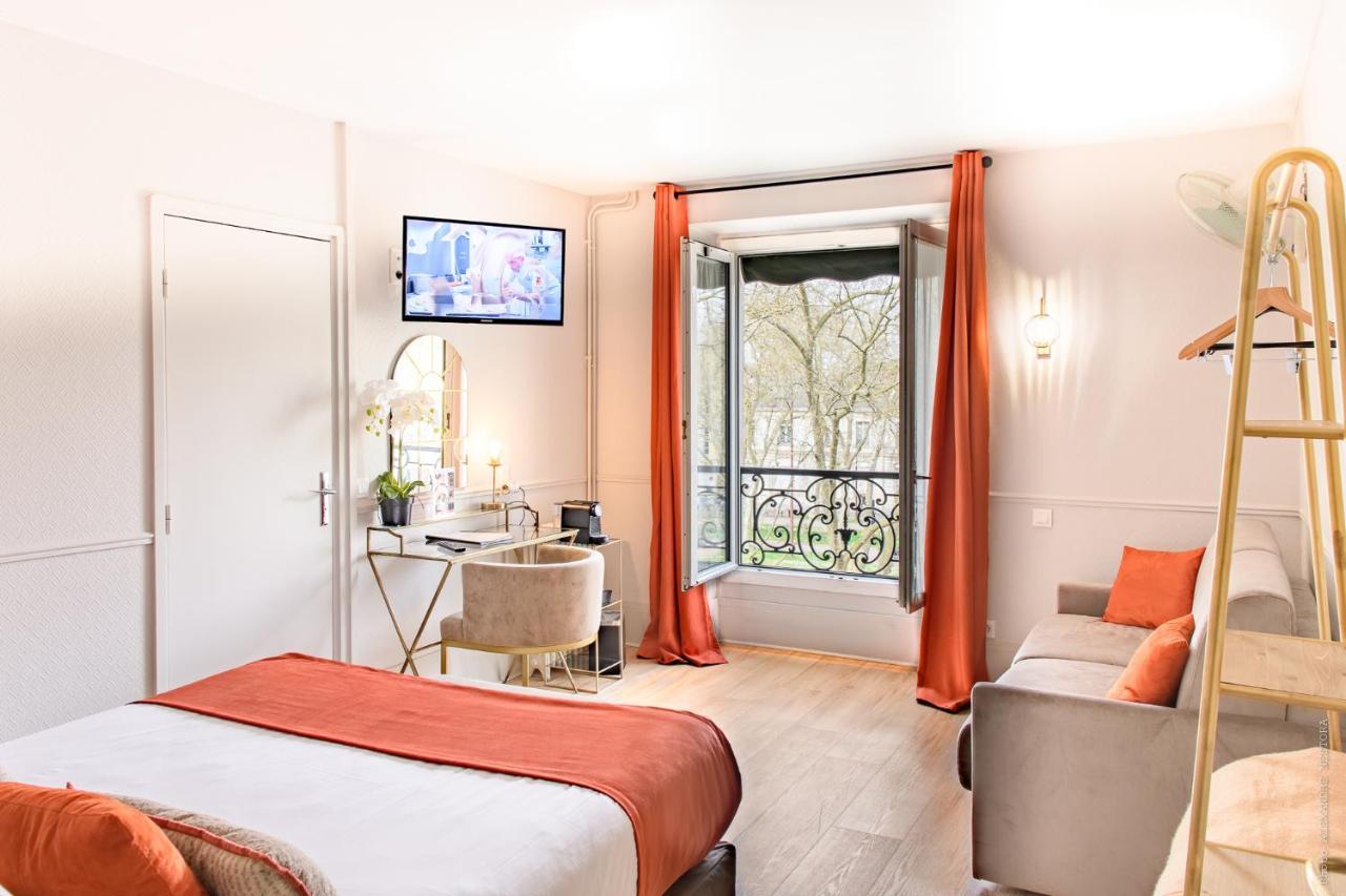 ורסאי A L'Hotel Des Roys מראה חיצוני תמונה