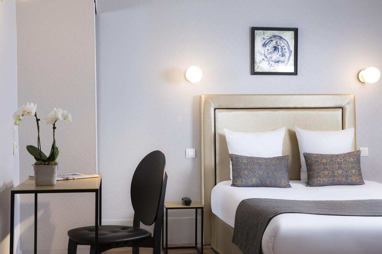 ורסאי A L'Hotel Des Roys מראה חיצוני תמונה