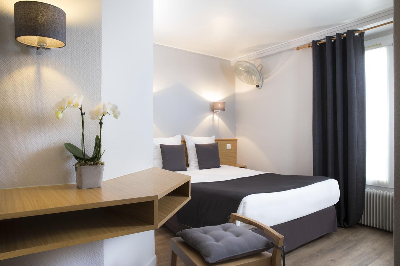 ורסאי A L'Hotel Des Roys מראה חיצוני תמונה